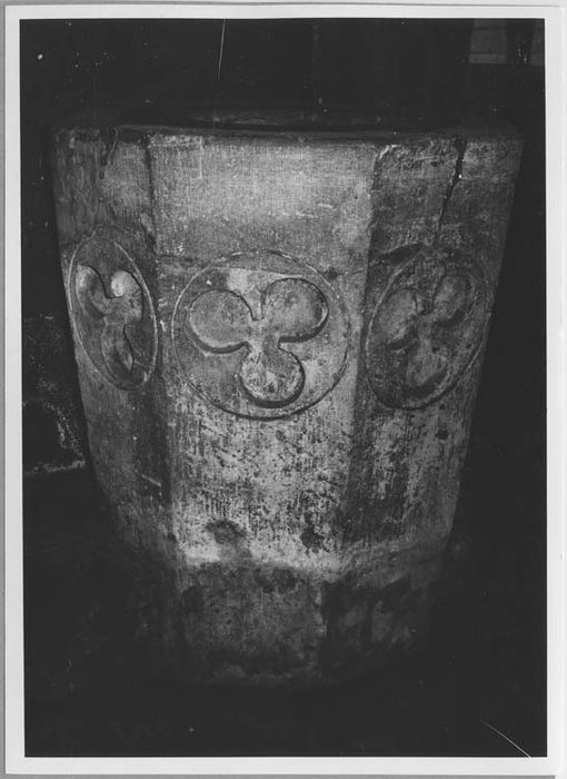 fonts baptismaux - © Ministère de la Culture (France), Médiathèque du patrimoine et de la photographie, Tous droits réservés