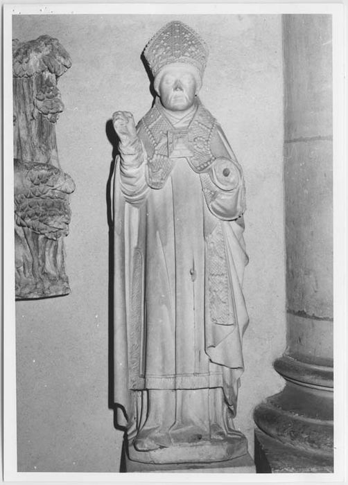 statue : Saint évêque - © Ministère de la Culture (France), Médiathèque du patrimoine et de la photographie, Tous droits réservés