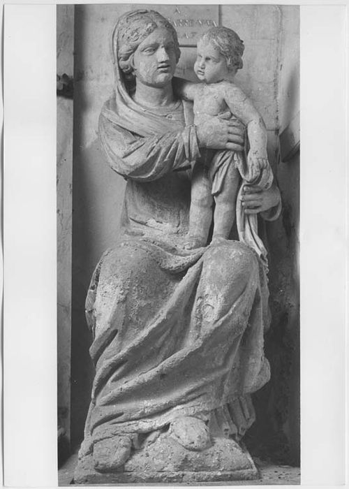 statue : Vierge à l'Enfant - © Ministère de la Culture (France), Médiathèque du patrimoine et de la photographie, Tous droits réservés