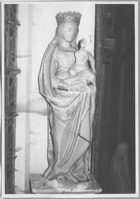 statue : Vierge à l'Enfant - © Ministère de la Culture (France), Médiathèque du patrimoine et de la photographie, Tous droits réservés