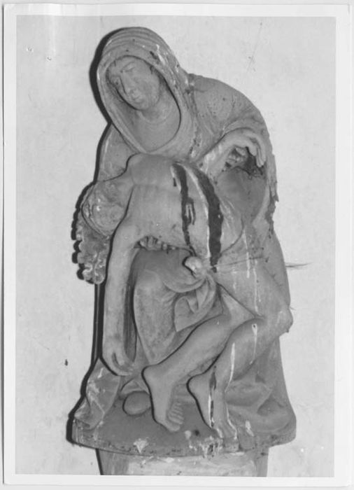 groupe sculpté : Vierge de Pitié - © Ministère de la Culture (France), Médiathèque du patrimoine et de la photographie, Tous droits réservés