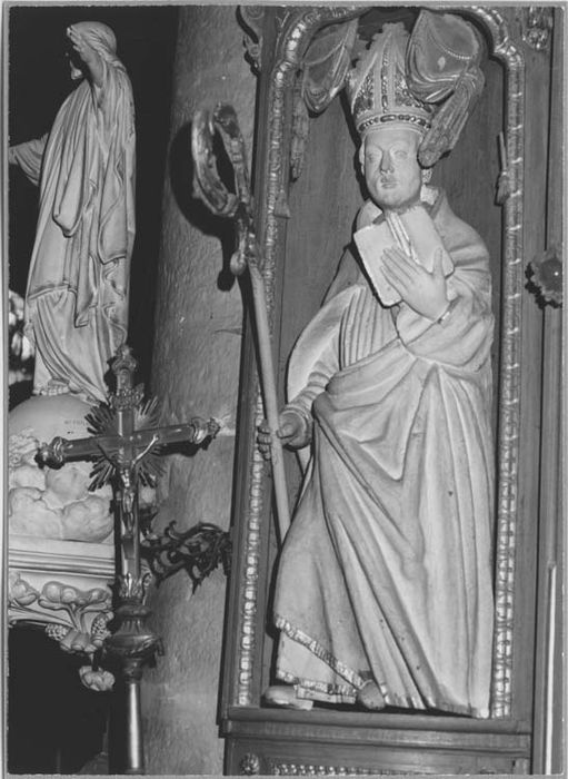 statue : Saint évêque (saint Riquier ?) - © Ministère de la Culture (France), Médiathèque du patrimoine et de la photographie, Tous droits réservés