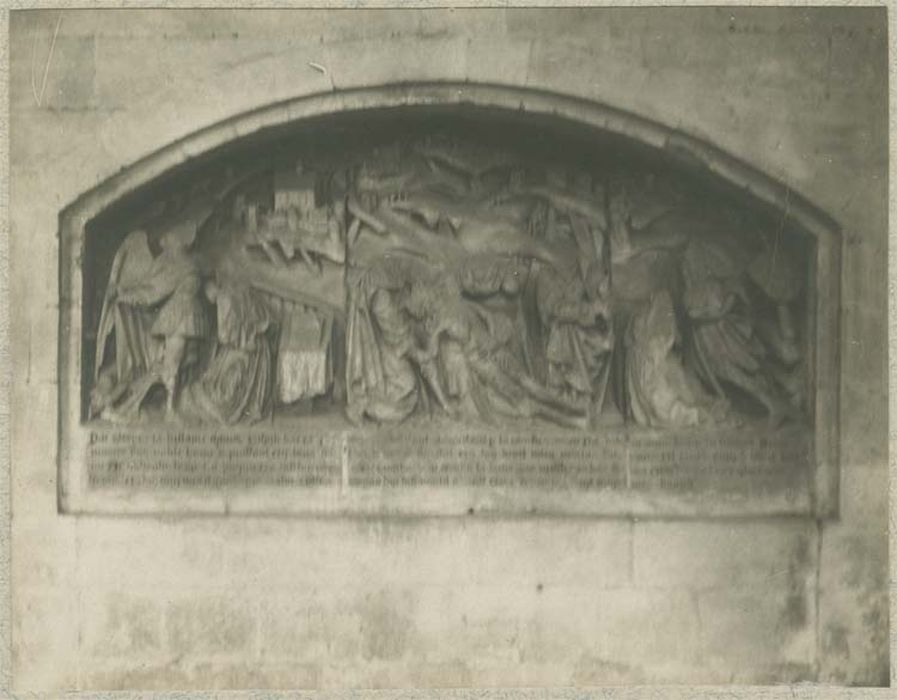 haut-relief de Nicolas de Melleville : la Descente de Croix - © Ministère de la Culture (France), Médiathèque du patrimoine et de la photographie, diffusion GrandPalaisRmn Photo