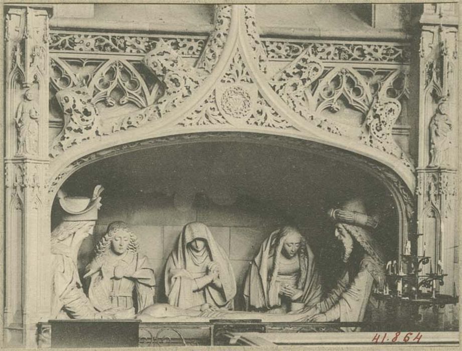 groupe sculpté (grandeur nature) : Mise au tombeau