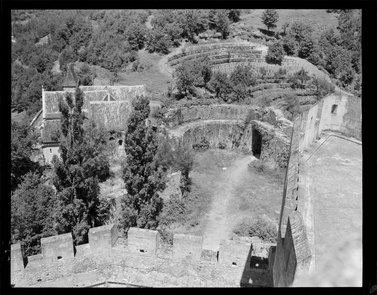 Maisons et bastion vus de la terrasse de la barbacane