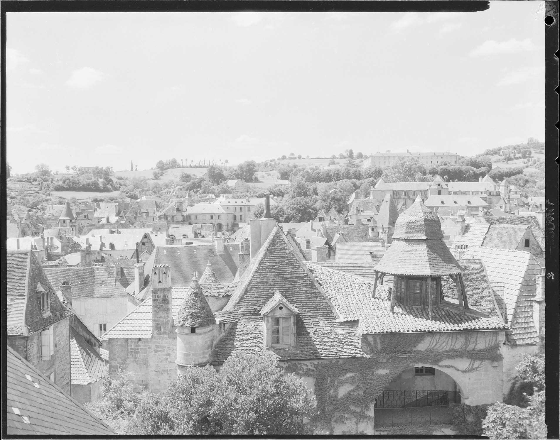 Ancien tribunal civil : toitures (landerneau)