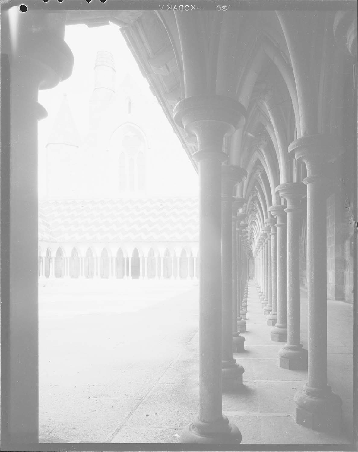 Cloître : intérieur