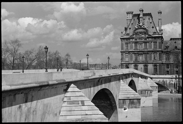 Le Louvre et le pont Royal