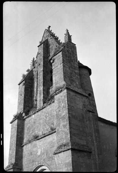 Façade ouest : clocher-mur depuis le sud-ouest