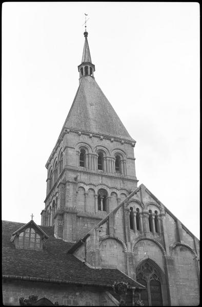 Façade ouest et clocher