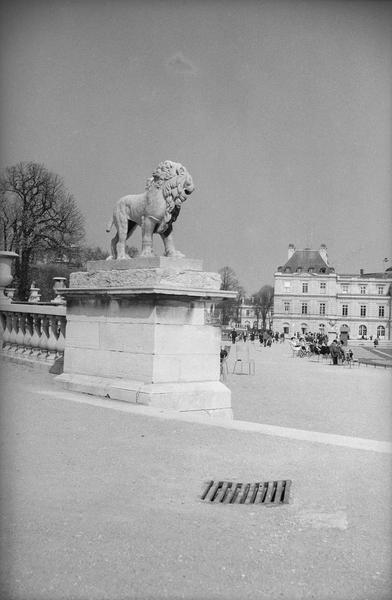 Vue vers le Palais