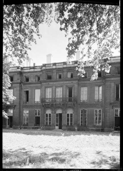 Façade sur jardin