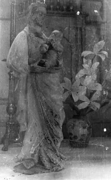 statue : Vierge à l'Enfant - © Ministère de la Culture (France), Médiathèque du patrimoine et de la photographie (objets mobiliers), tous droits réservés