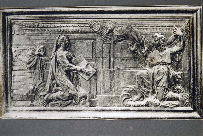 bas-relief : L' Annonciation - © Ministère de la Culture (France), Médiathèque du patrimoine et de la photographie (objets mobiliers), tous droits réservés