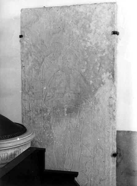 dalle funéraire de Tristan de Verdelot - © Ministère de la Culture (France), Médiathèque du patrimoine et de la photographie (objets mobiliers), tous droits réservés