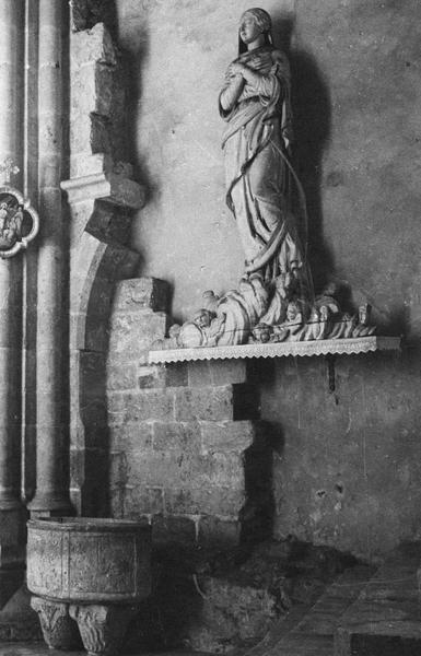groupe sculpté : La Vierge de l'Assomption