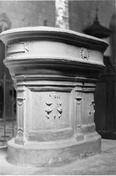 fonts baptismaux
