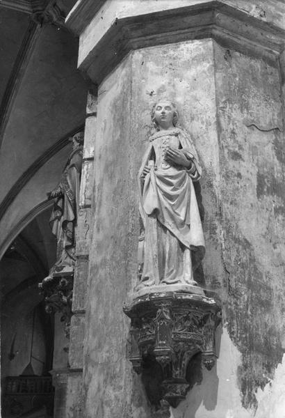 statue : Sainte Catherine - © Ministère de la Culture (France), Médiathèque du patrimoine et de la photographie (objets mobiliers), tous droits réservés