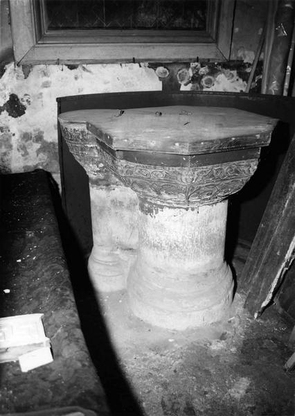 fonts baptismaux - © Ministère de la Culture (France), Médiathèque du patrimoine et de la photographie (objets mobiliers), tous droits réservés
