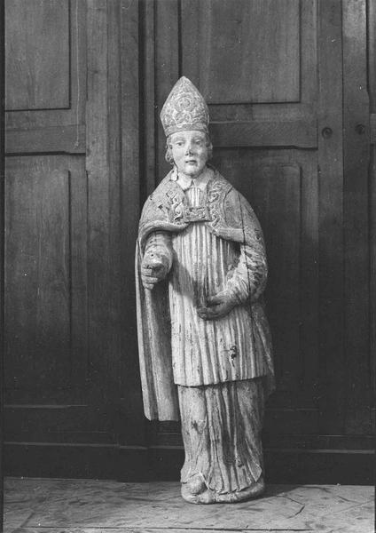 statue : Saint Évêque - © Ministère de la Culture (France), Médiathèque du patrimoine et de la photographie (objets mobiliers), tous droits réservés