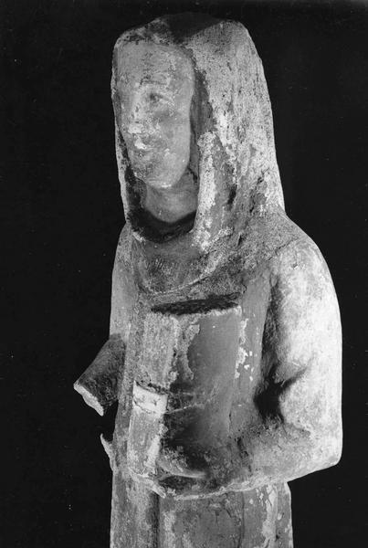 statue : Saint Fiacre, profil gauche