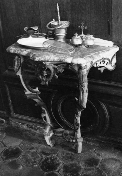 console Louis XV - © Ministère de la Culture (France), Médiathèque du patrimoine et de la photographie (objets mobiliers), tous droits réservés