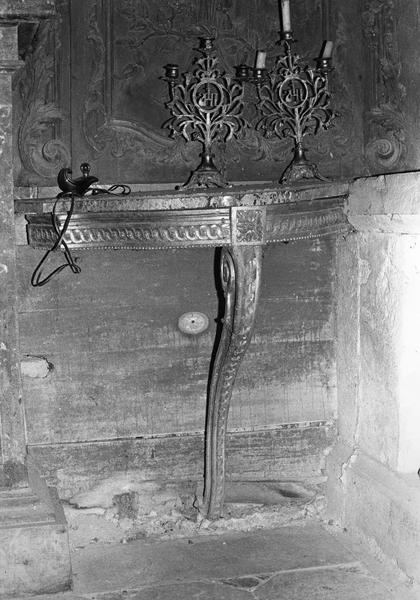 console - © Ministère de la Culture (France), Médiathèque du patrimoine et de la photographie (objets mobiliers), tous droits réservés