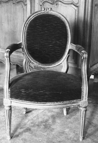 fauteuil - © Ministère de la Culture (France), Médiathèque du patrimoine et de la photographie (objets mobiliers), tous droits réservés