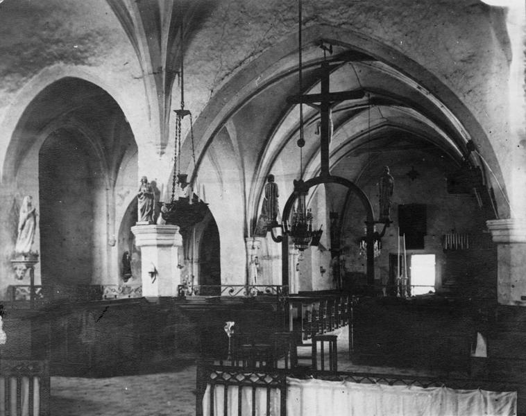 statues : Le Christ en croix, La Vierge, Saint Jean, vue générale