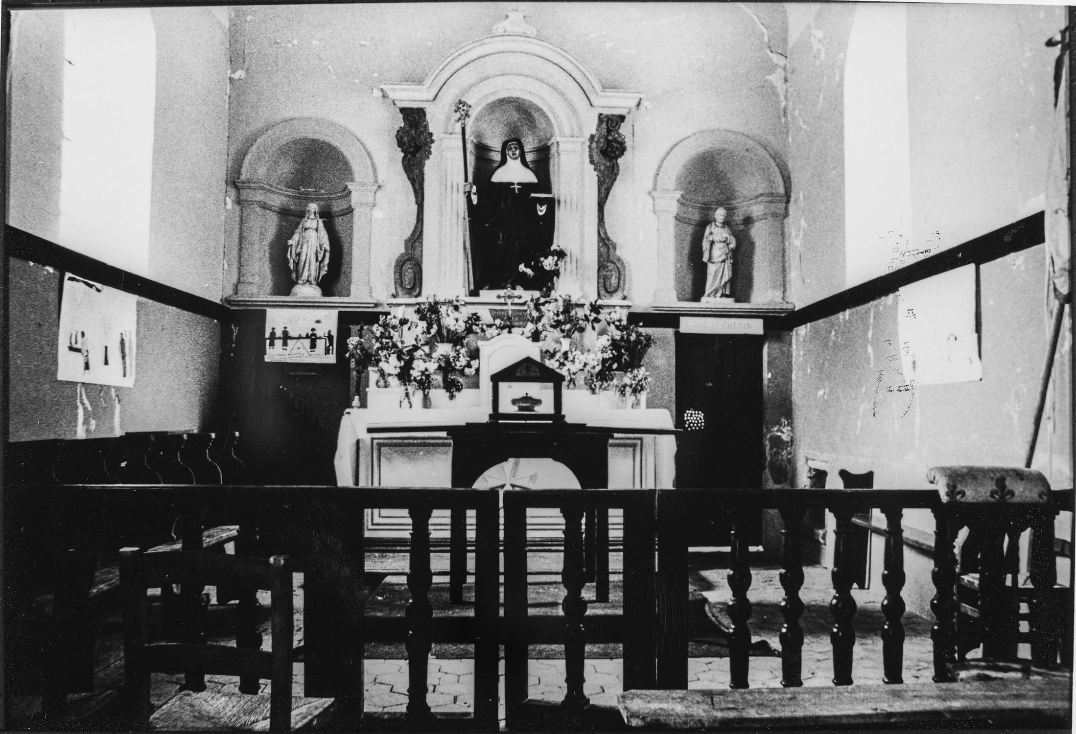 statue : sainte Aubierge, vue générale