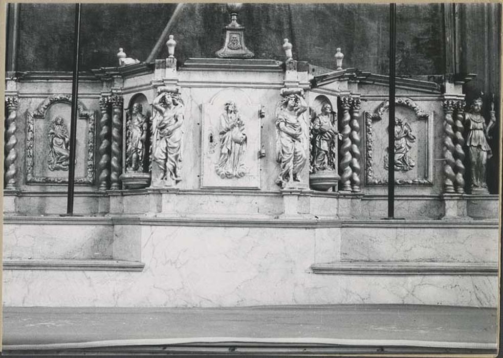 tabernacle du maître-autel - © Ministère de la Culture (France), Médiathèque du patrimoine et de la photographie, diffusion GrandPalaisRmn Photo