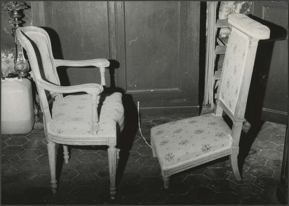 deux fauteuils et deux prie-Dieu - © Ministère de la Culture (France), Médiathèque du patrimoine et de la photographie, diffusion GrandPalaisRmn Photo