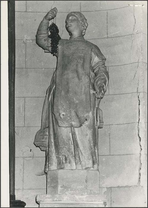 statue : Saint Vincent