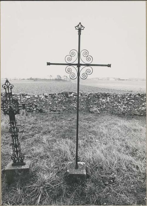 croix funéraire de Jean-Louis Foucault - © Ministère de la Culture (France), Médiathèque du patrimoine et de la photographie, diffusion GrandPalaisRmn Photo