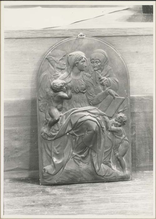 bas-relief : Charité avec donateurs - © Ministère de la Culture (France), Médiathèque du patrimoine et de la photographie, diffusion GrandPalaisRmn Photo