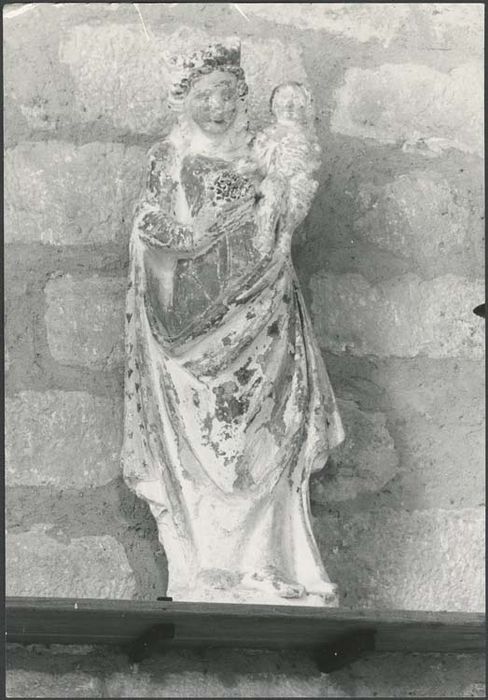 statue : Vierge à la grappe avec l'Enfant - © Ministère de la Culture (France), Médiathèque du patrimoine et de la photographie, diffusion GrandPalaisRmn Photo