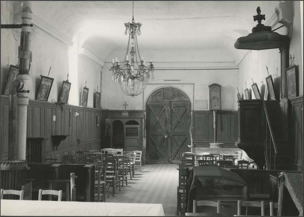 lambris de la nef et confessionnal - © Ministère de la Culture (France), Médiathèque du patrimoine et de la photographie, diffusion GrandPalaisRmn Photo