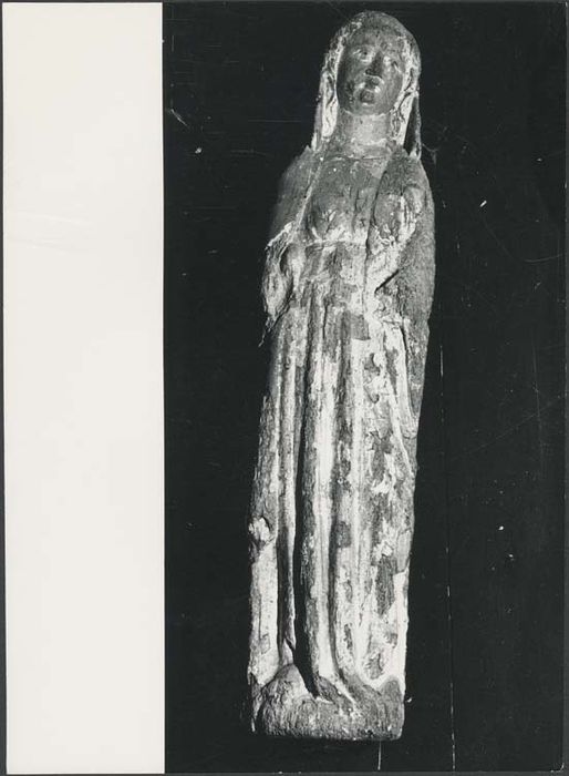 statue de poutre de gloire : Vierge