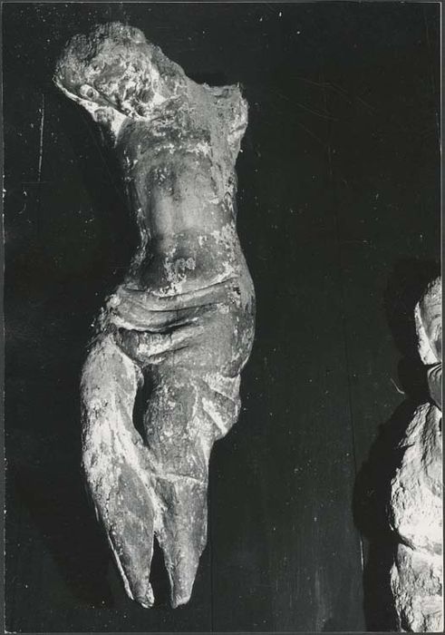 statue de poutre de gloire : Christ en croix