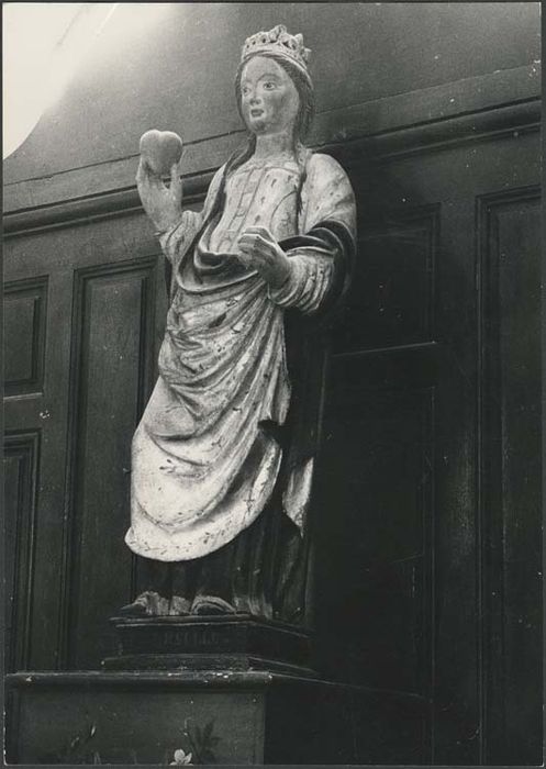 statue : Sainte Ursule