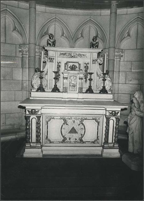 autel de la chapelle Sainte-Geneviève, tabernacle et retable - © Ministère de la Culture (France), Médiathèque du patrimoine et de la photographie, diffusion GrandPalaisRmn Photo