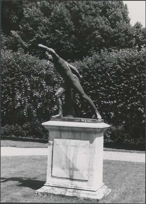 statue et son socle : Gladiateur Borghèse
