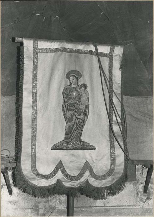 bannière de procession : Vierge à l'Enfant