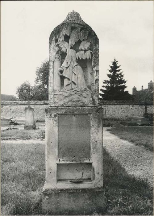 monument funéraire