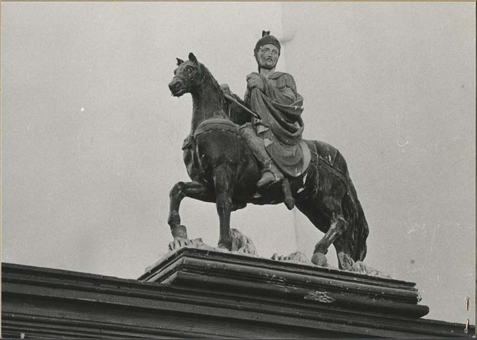 groupe sculpté : Charité de saint Martin - © Ministère de la Culture (France), Médiathèque du patrimoine et de la photographie, diffusion GrandPalaisRmn Photo