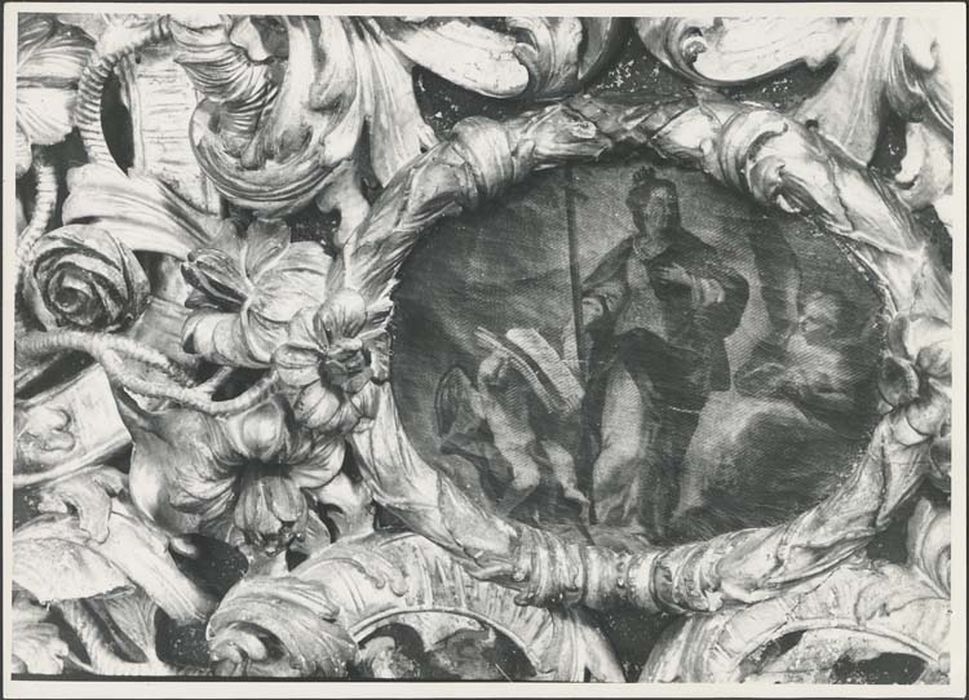 devant d'autel, retable, deux statues (statuettes) et tableau