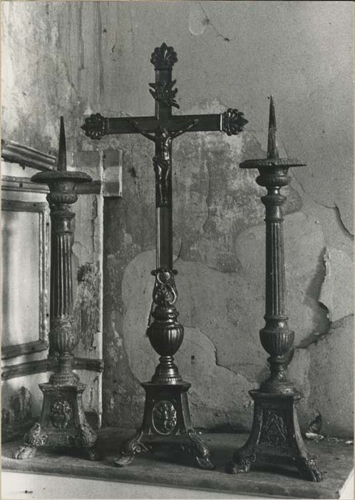 deux chandeliers et une croix d'autel - © Ministère de la Culture (France), Médiathèque du patrimoine et de la photographie, diffusion GrandPalaisRmn Photo