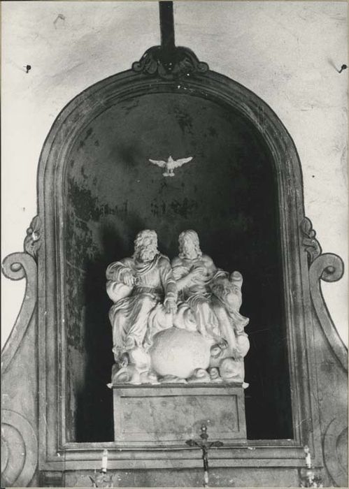 groupe sculpté : Sainte Trinité