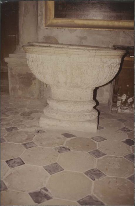 fonts baptismaux, leur bassin et leur couvercle - © Ministère de la Culture (France), Médiathèque du patrimoine et de la photographie, diffusion GrandPalaisRmn Photo