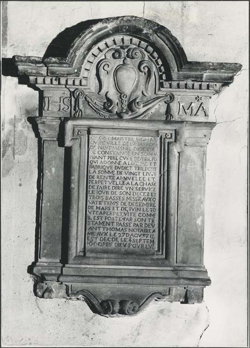 plaque funéraire de Richard Quidevillée - © Ministère de la Culture (France), Médiathèque du patrimoine et de la photographie, diffusion GrandPalaisRmn Photo